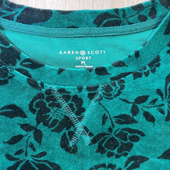 Karen Scott Sport Floral Print Velvet Green and Black Pullover Top - Picture 3 of 5